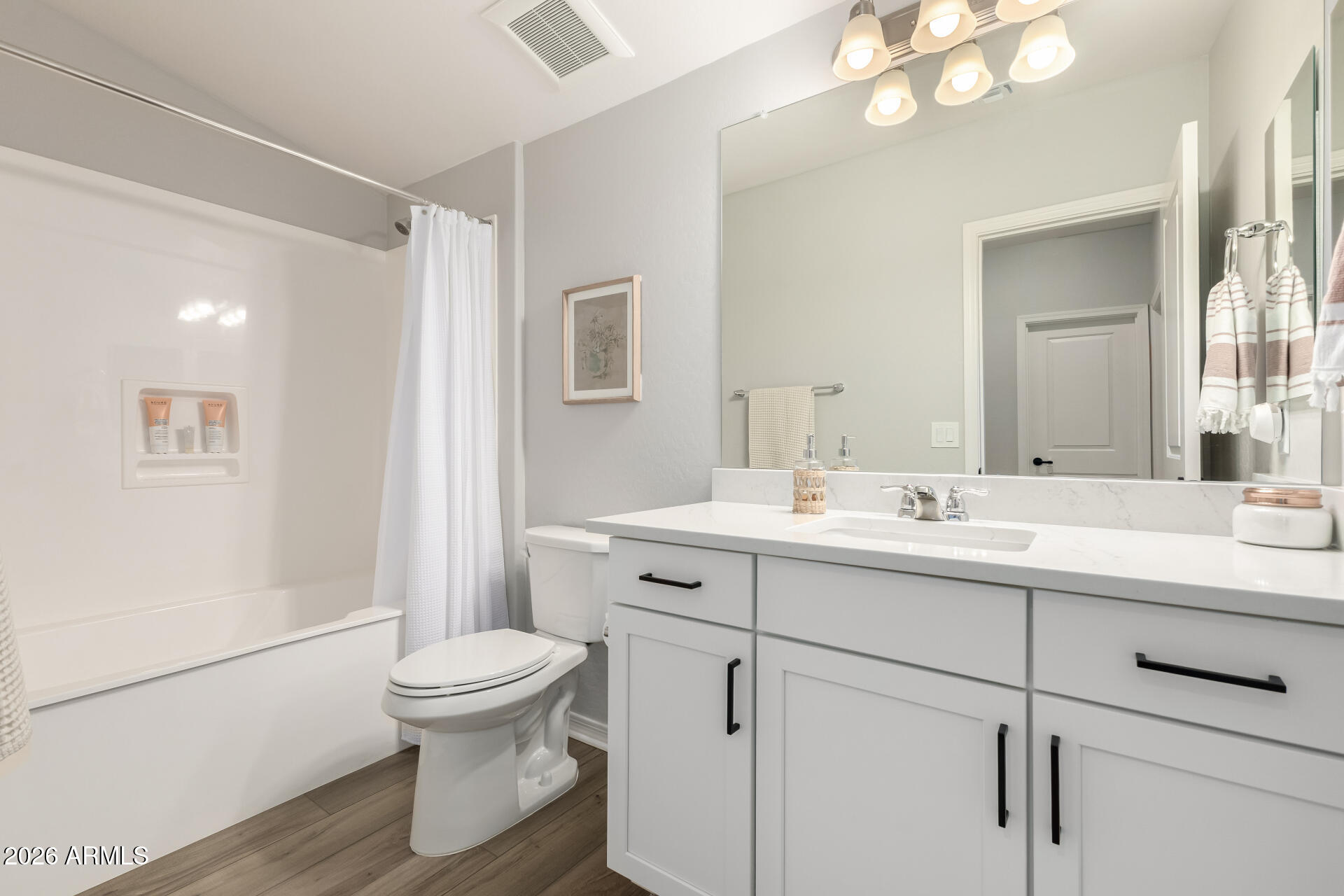 23122 East Mayberry Road Queen Creek, AZ 85142 - Photo 34 of 47 Upper-Level Bathroom 4