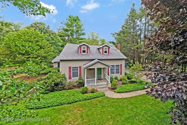 $750,000 | 353 Benton Road, Dalton, PA 18414