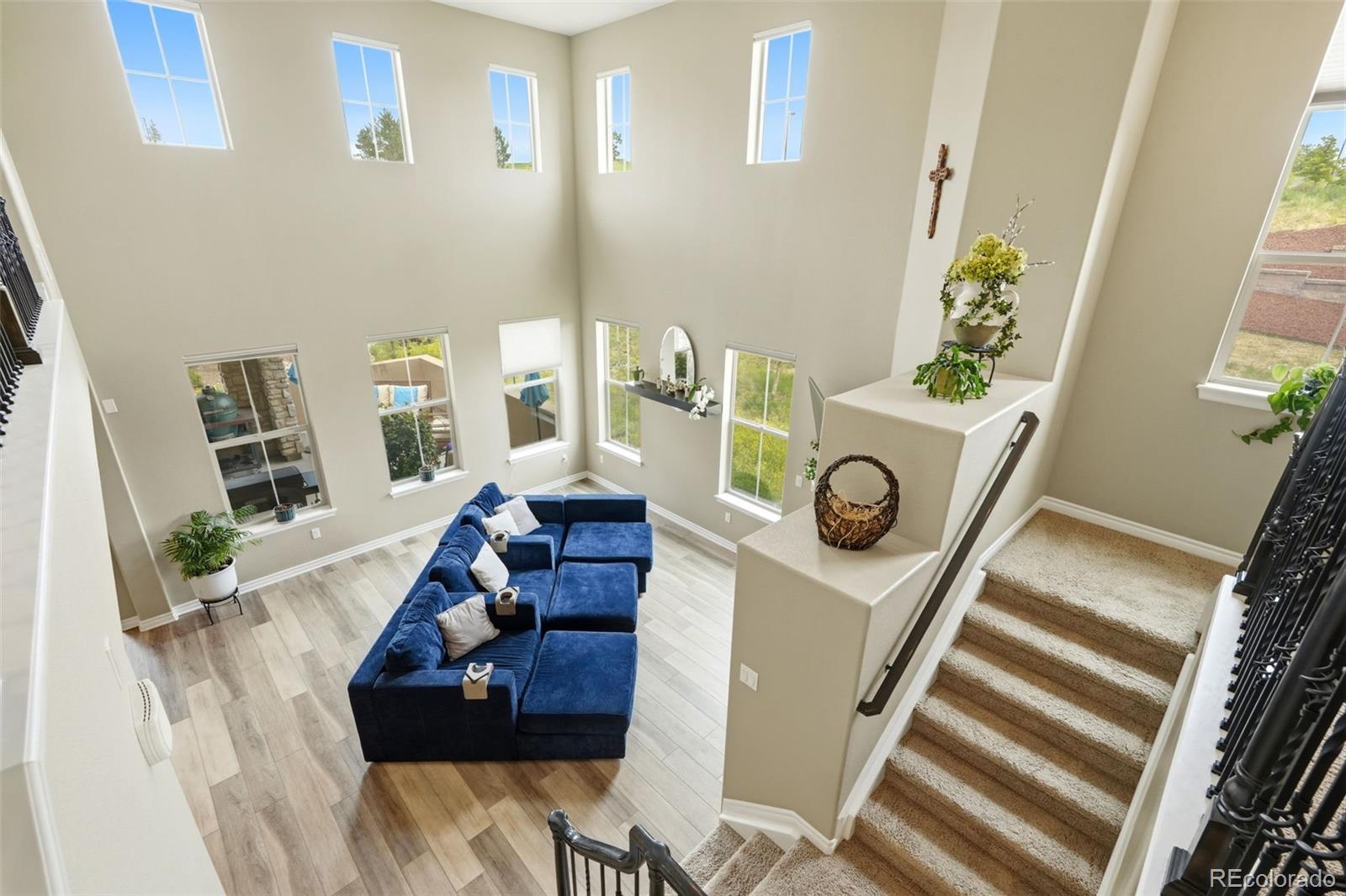 9274 Viaggio Way Highlands Ranch, CO 80126 - Photo 13 of 48