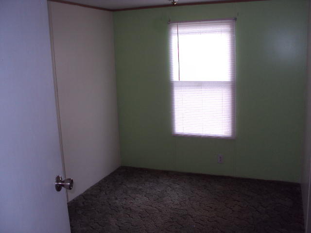 6057 Sebring Warner Road, Unit 142 Greenville, OH 45331 - Photo 8 of 13