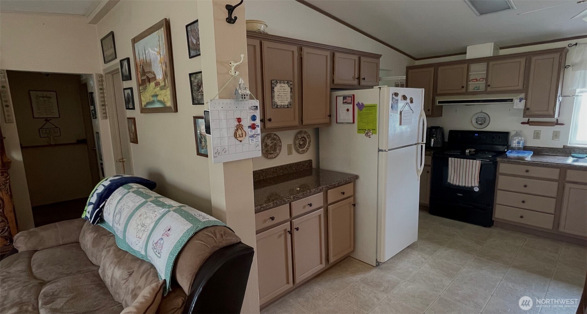 3 Sand Flat Road Omak, WA 98841 - Photo 8 of 33