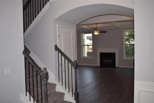 $2,325 | 533 Brighton Park Circle, Hoschton, GA 30548