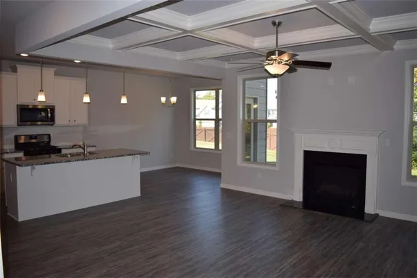 $2,325 | 533 Brighton Park Circle, Hoschton, GA 30548