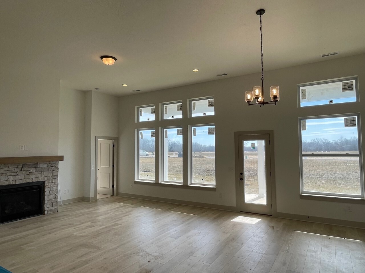 15819 Ridan Street Fishers, IN 46040 - Photo 6 of 13 Gallery Image 6