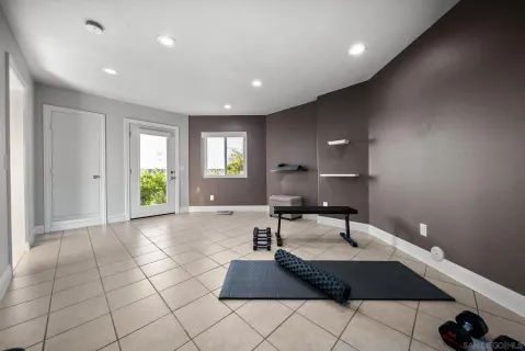 $1,049,999 | 803 Omar Drive, Escondido, CA 92025