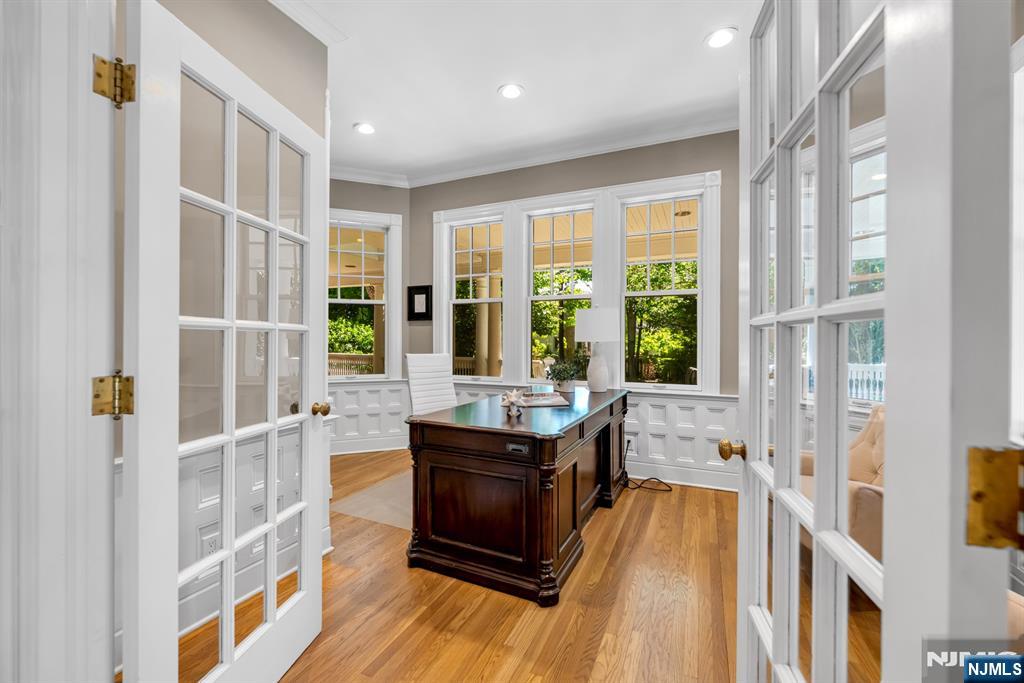 640 East Ridgewood Avenue Ridgewood, NJ 07450 - Photo 20 of 50