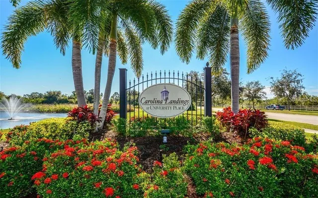 $3,000 | 7685 Plantation Circle, Unit B, University Park, FL 34201