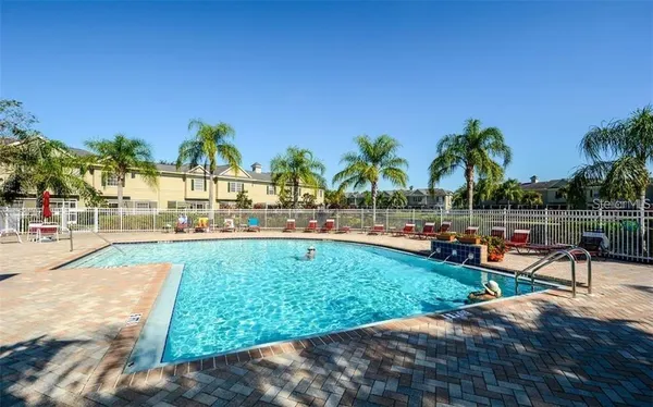 $3,000 | 7685 Plantation Circle, Unit B, University Park, FL 34201