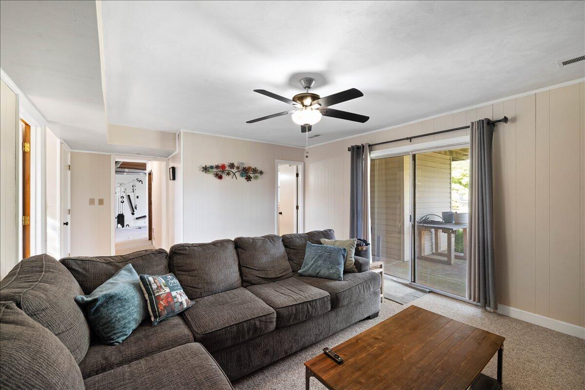 7248 Old Mountain Road Roanoke, VA 24019 - Photo 16 of 41 16-Interior-2
