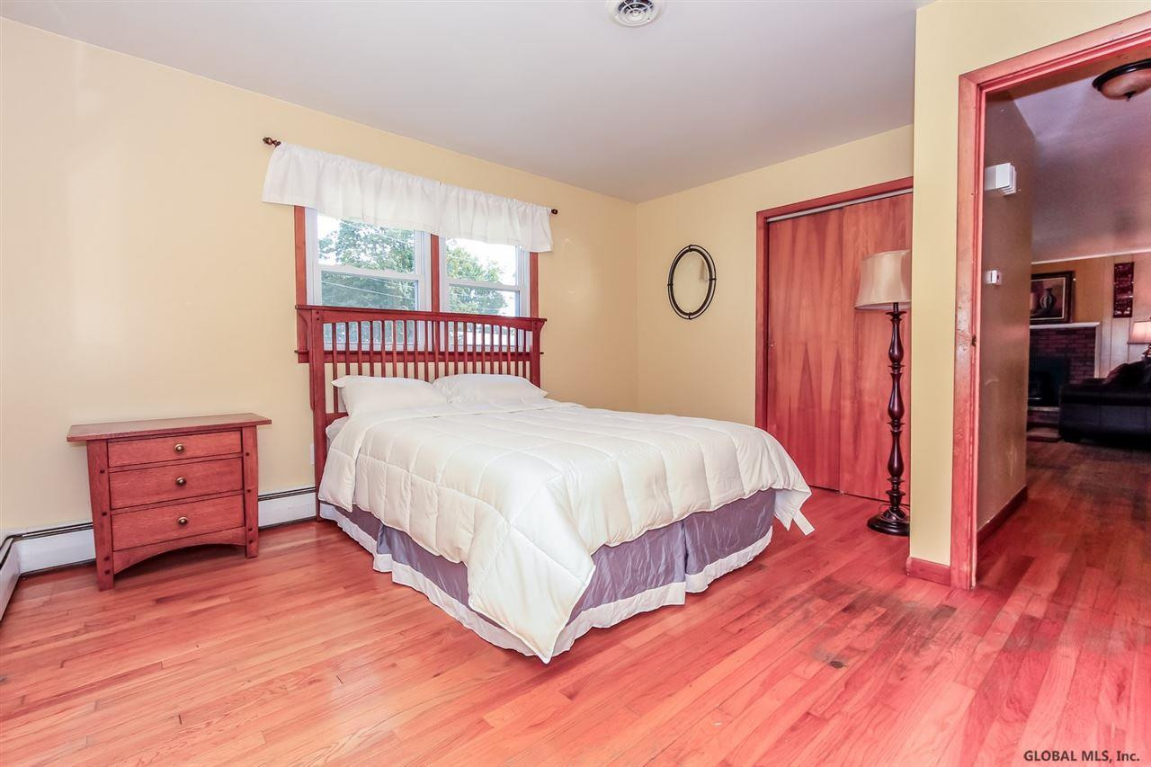 1765 Norfolk Avenue Schenectady, NY 12303 - Photo 14 of 25 Photo 14
