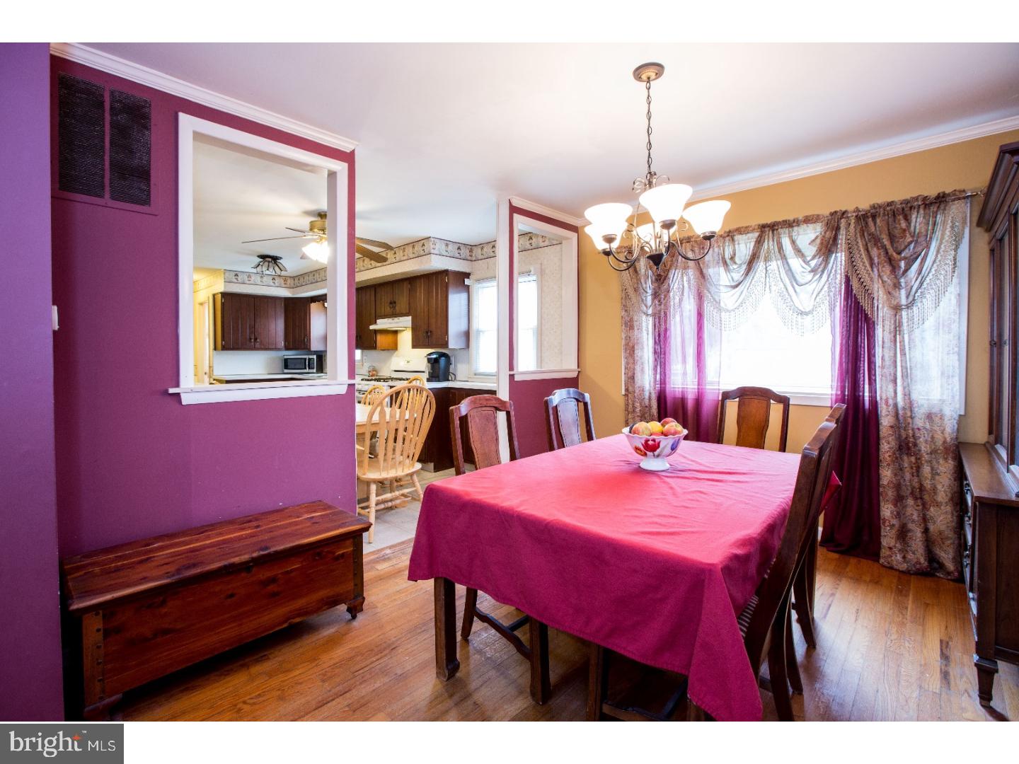 33 Weyburne Road Hamilton, NJ 08690 - Photo 4 of 18 Dining Room