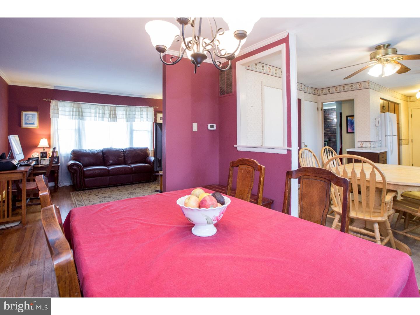33 Weyburne Road Hamilton, NJ 08690 - Photo 5 of 18 Dining Room