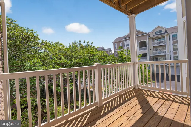 $2,600 | 503 Sunset View Terrace Southeast, Unit 208, Leesburg, VA 20175