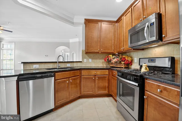 $2,600 | 503 Sunset View Terrace Southeast, Unit 208, Leesburg, VA 20175