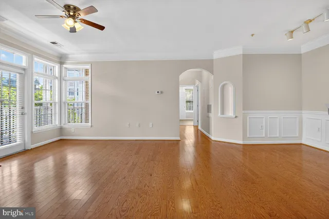 $2,600 | 503 Sunset View Terrace Southeast, Unit 208, Leesburg, VA 20175