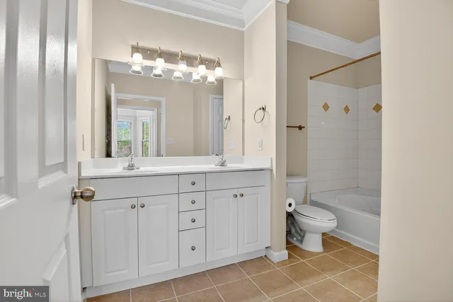 $2,600 | 503 Sunset View Terrace Southeast, Unit 208, Leesburg, VA 20175