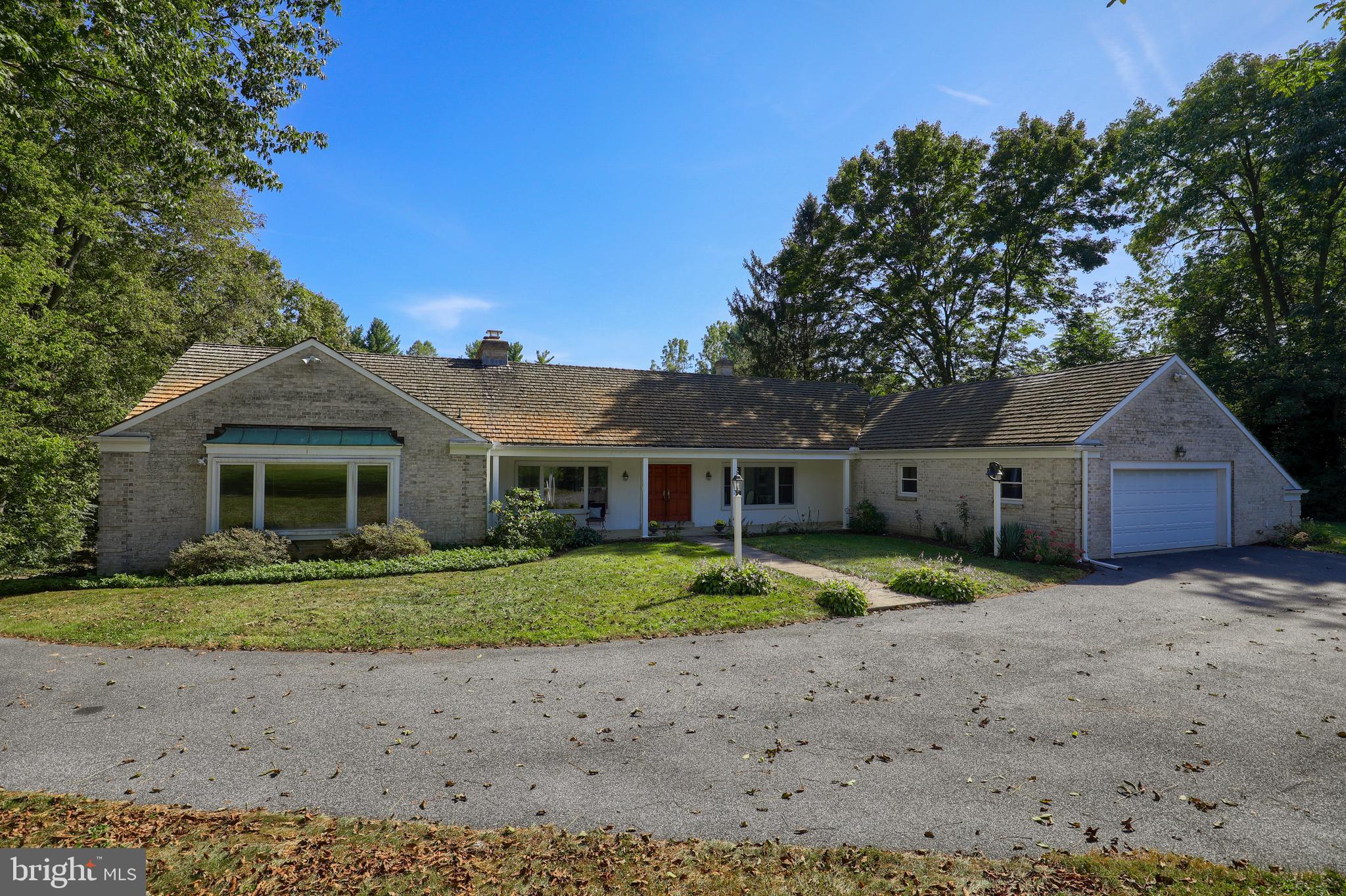 647 Millcross Road Lancaster, PA 17601 - Photo 1 of 42