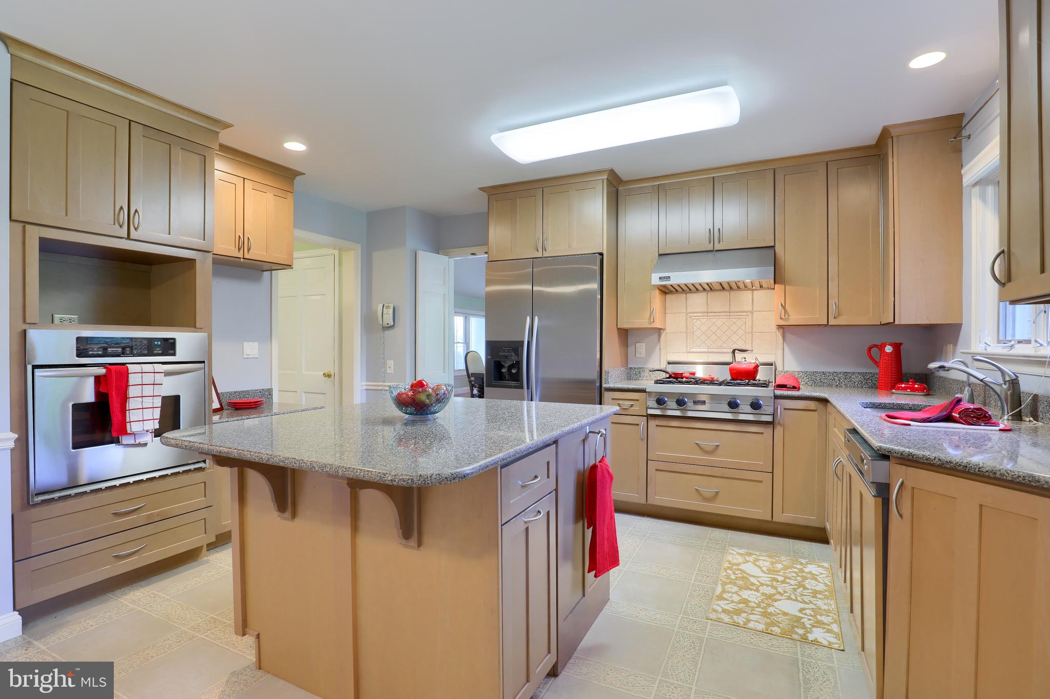 647 Millcross Road Lancaster, PA 17601 - Photo 11 of 42