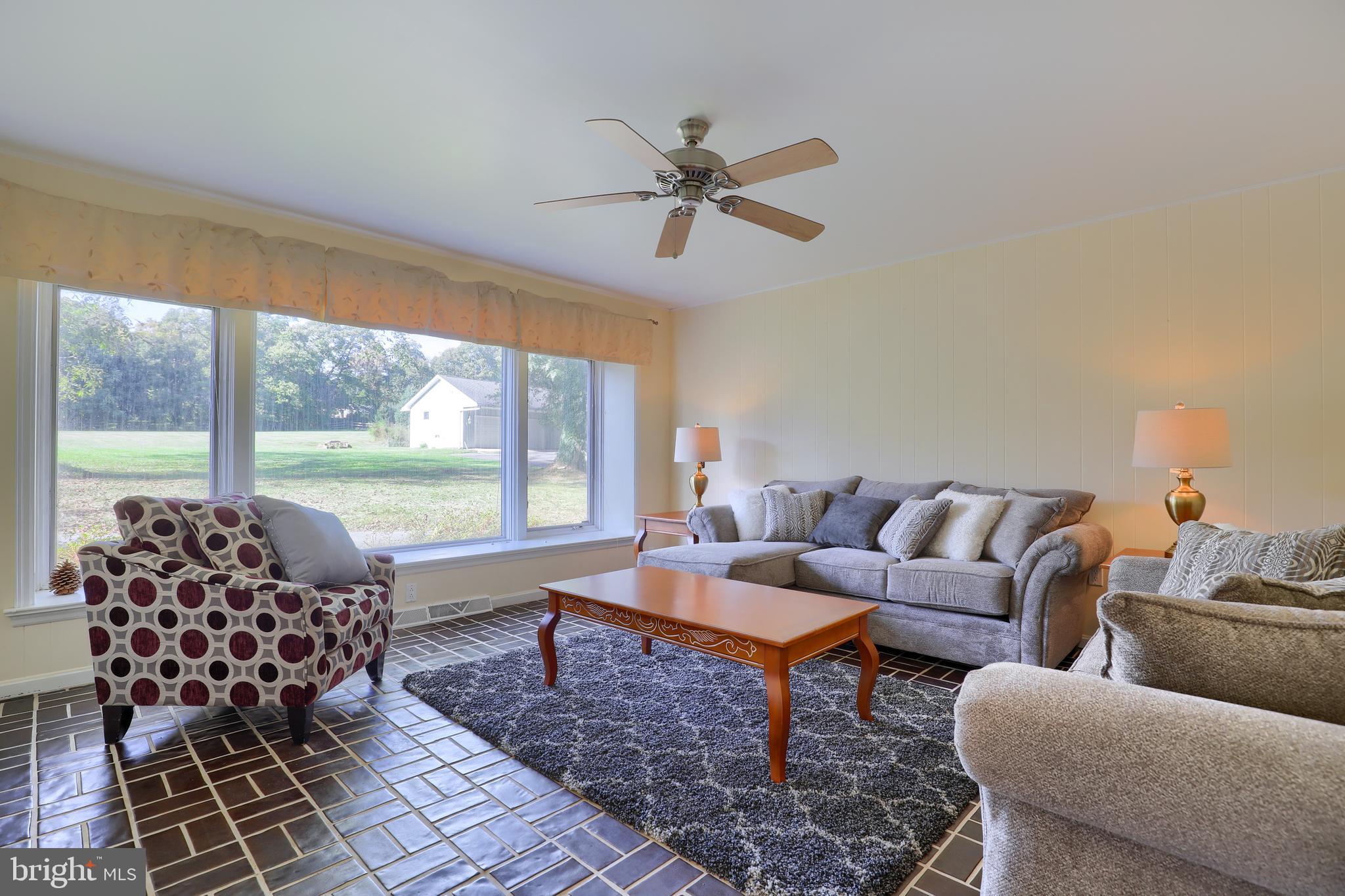 647 Millcross Road Lancaster, PA 17601 - Photo 16 of 42