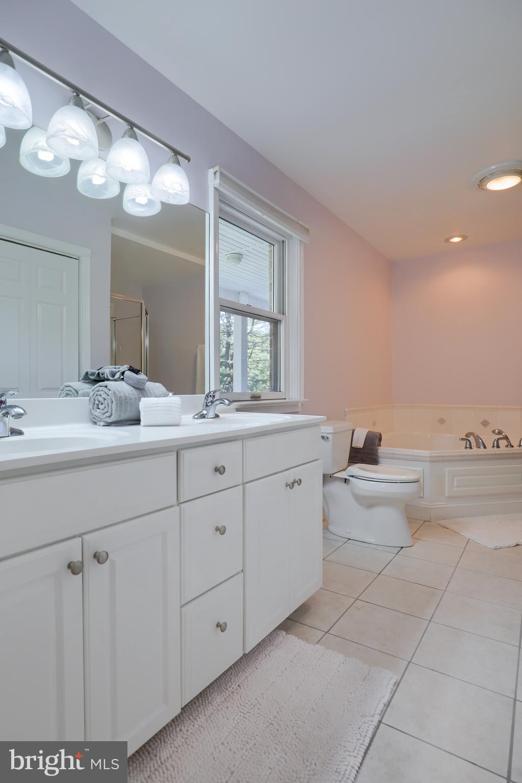 647 Millcross Road Lancaster, PA 17601 - Photo 19 of 42