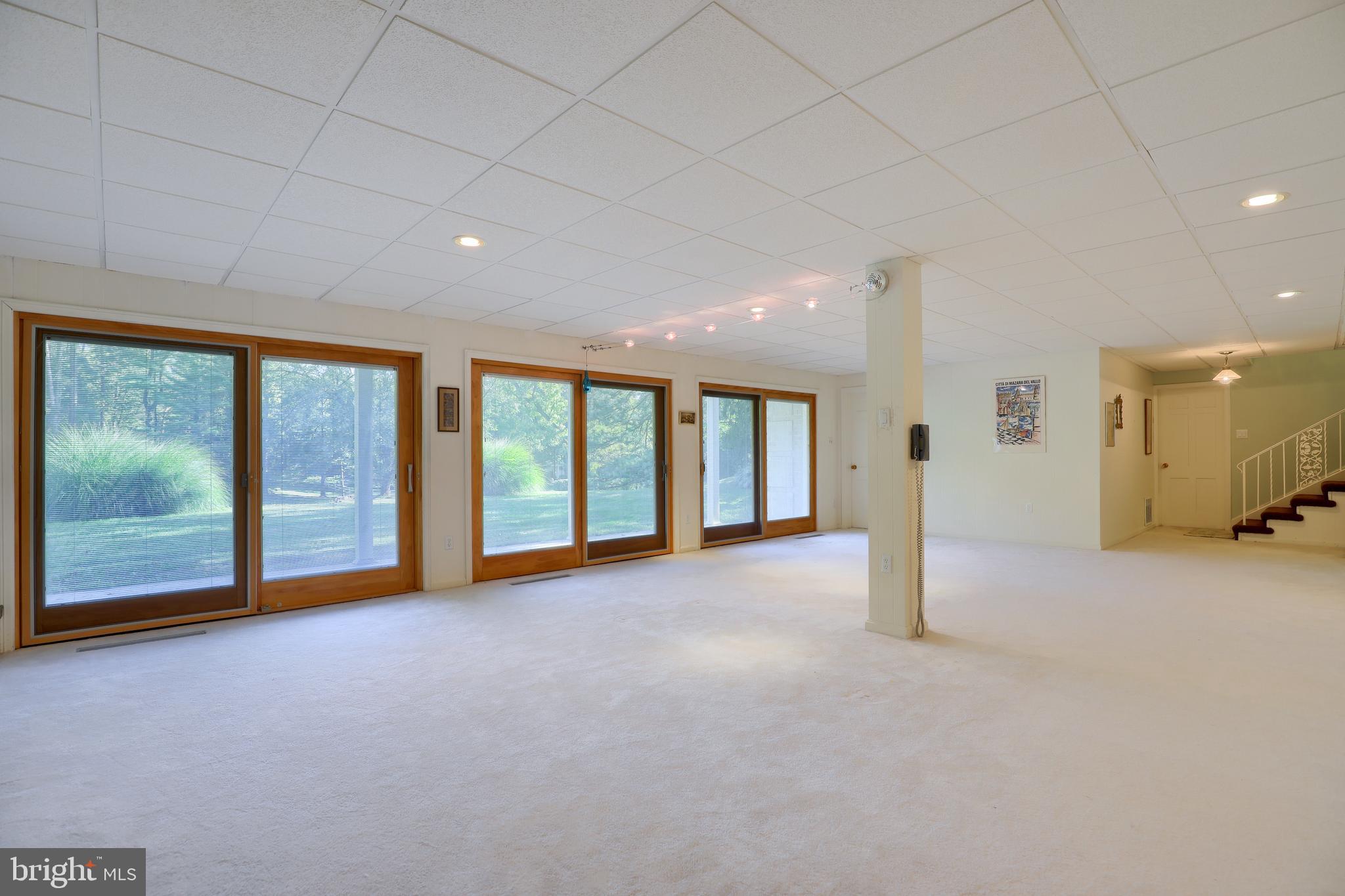647 Millcross Road Lancaster, PA 17601 - Photo 25 of 42