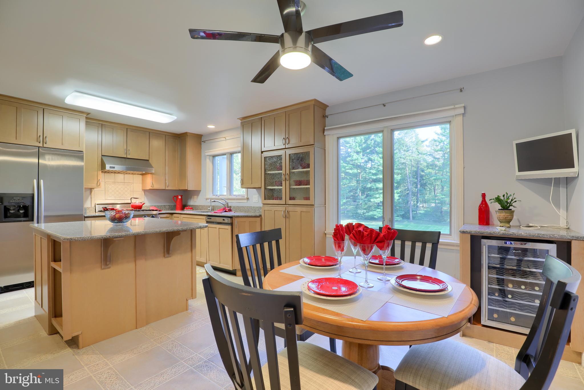647 Millcross Road Lancaster, PA 17601 - Photo 10 of 42