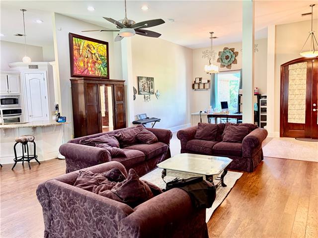 304 Dockside Drive Slidell, LA 70461 - Photo 4 of 33