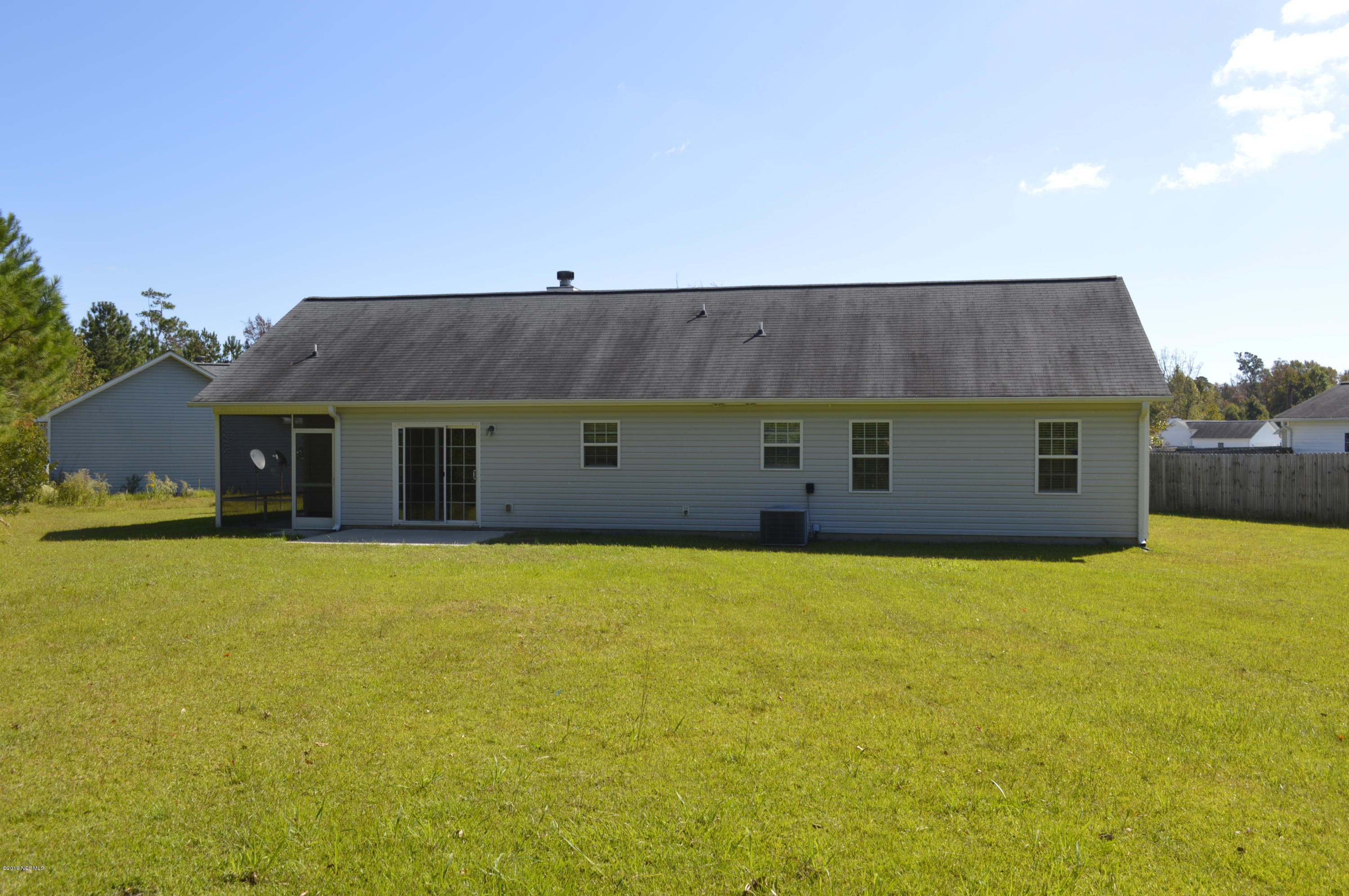324 Top Knot Road Hubert, NC 28539 - Photo 2 of 42 _DSC0741 - Copy