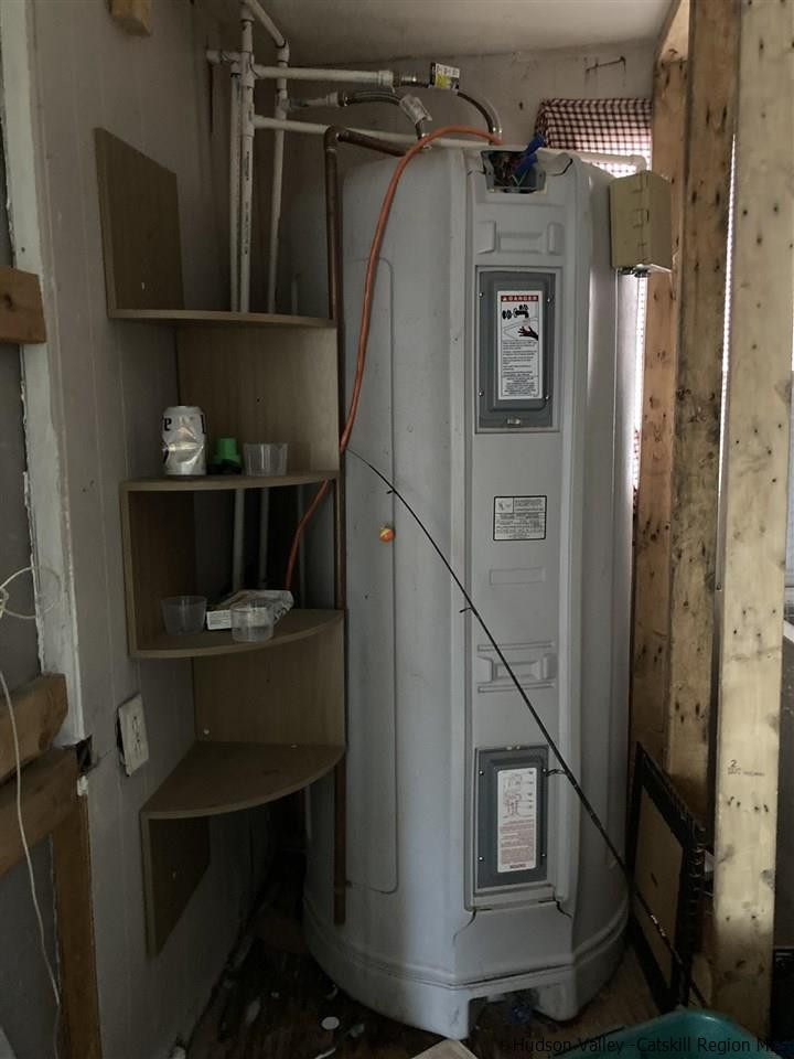 10 Edward Road Milton, NY 12547 - Photo 9 of 16 a view of walk in closet