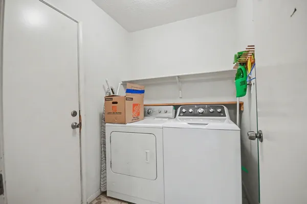 $223,000 | 2914 Overland Trail, Dickinson, TX 77539