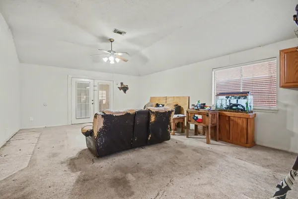 $223,000 | 2914 Overland Trail, Dickinson, TX 77539
