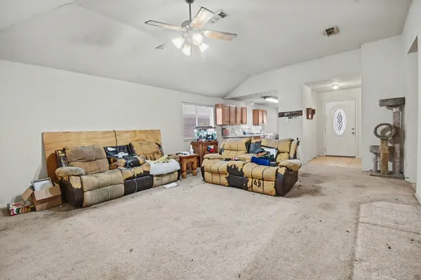 $223,000 | 2914 Overland Trail, Dickinson, TX 77539