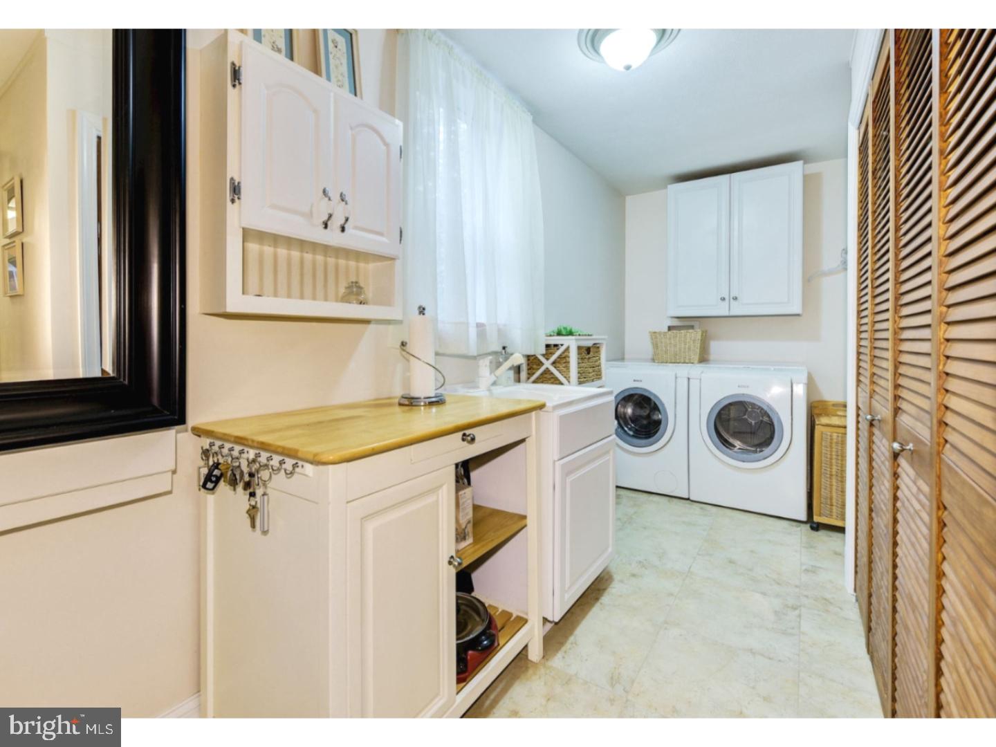 16 Taunton Road Medford, NJ 08055 - Photo 22 of 25 Laundry Room