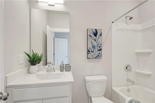 $3,000 | 2030 Main Street Northwest, Unit 205, Atlanta, GA 30318