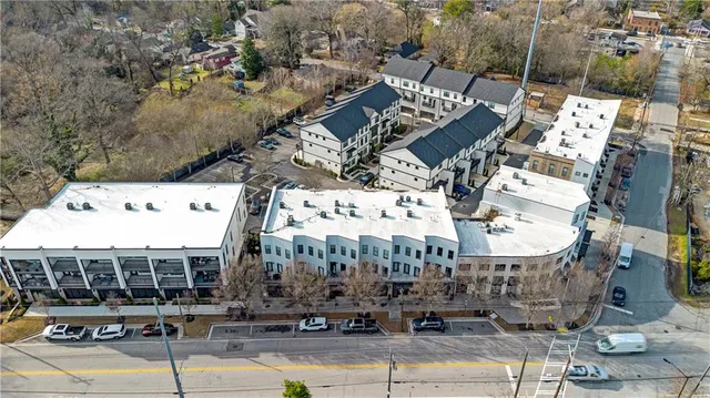 $3,000 | 2030 Main Street Northwest, Unit 205, Atlanta, GA 30318