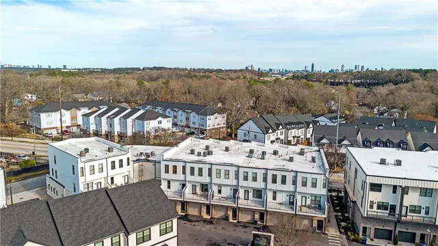 $3,000 | 2030 Main Street Northwest, Unit 205, Atlanta, GA 30318