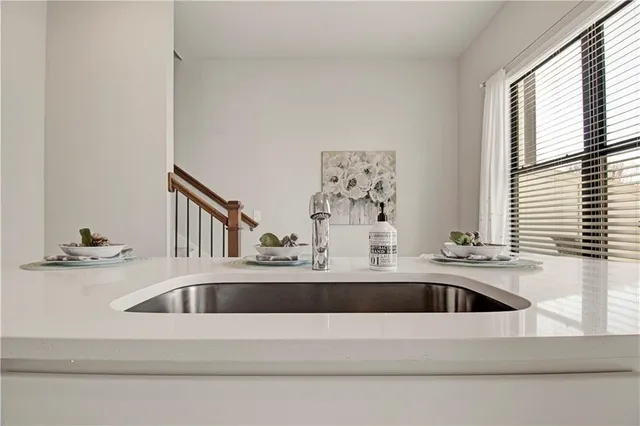 $3,000 | 2030 Main Street Northwest, Unit 205, Atlanta, GA 30318