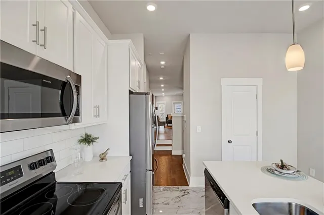 $3,000 | 2030 Main Street Northwest, Unit 205, Atlanta, GA 30318