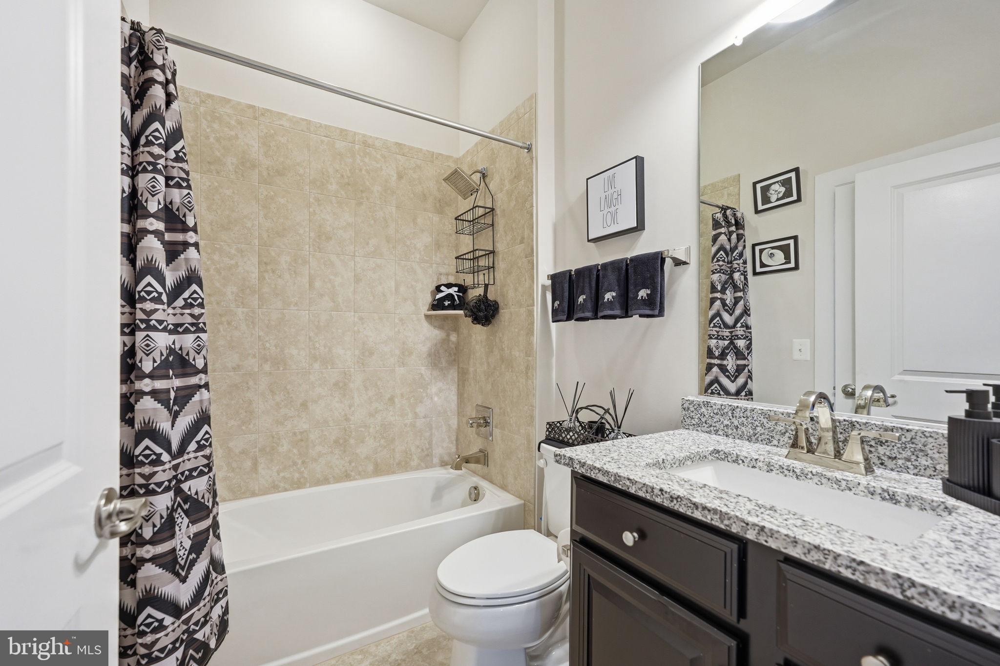 1488 Catbriar Way Odenton, MD 21113 - Photo 9 of 49 Full hallway bathroom on main level