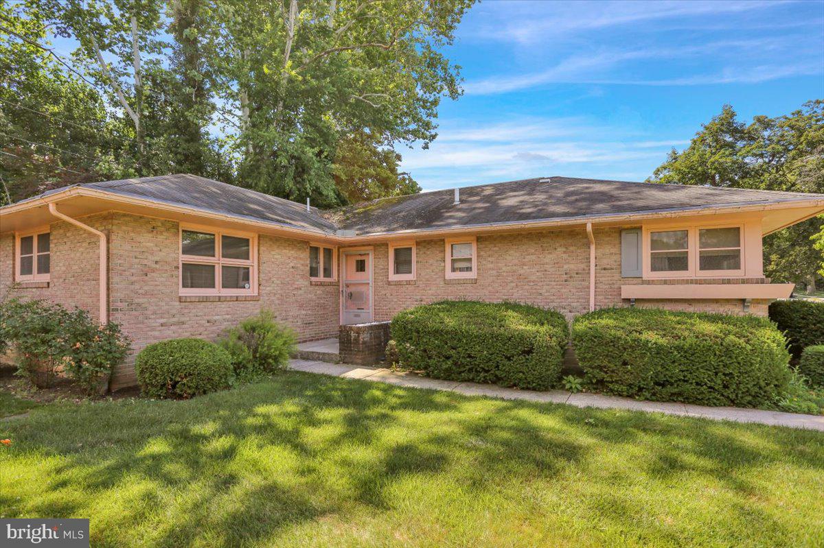 1815 North 16th Street Reading, PA 19604 - Photo 1 of 46