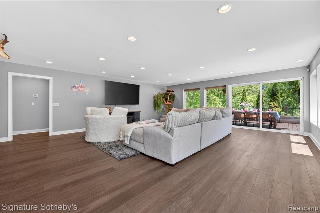 30650 Lahser Road Beverly Hills, MI 48025 - Photo 22 of 93
