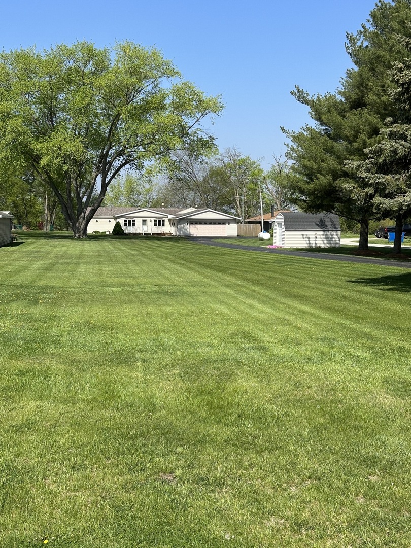 22934 Prophet Road Rock Falls, IL 61071 - Photo 5 of 34