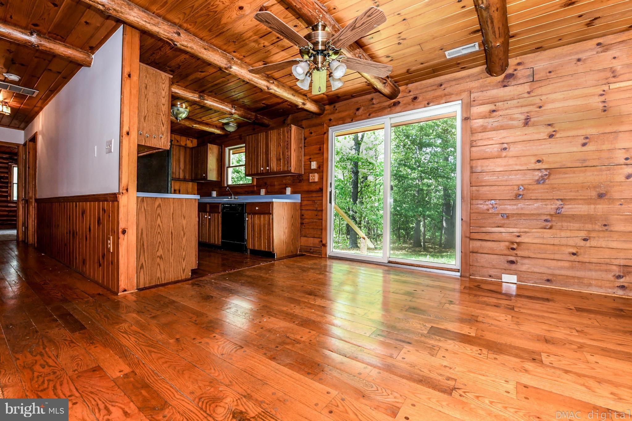 11006 Fingerboard Road Monrovia, MD 21770 - Photo 3 of 28 Interior (General)