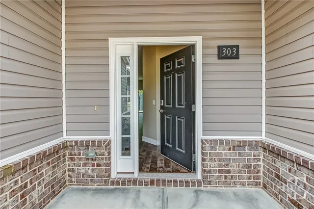 $1,850 | 303 Ferguson Lane, Richmond Hill, GA 31324
