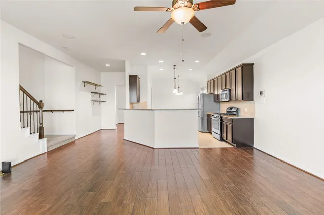 $380,000 | 2451 Porto Way, League City, TX 77573