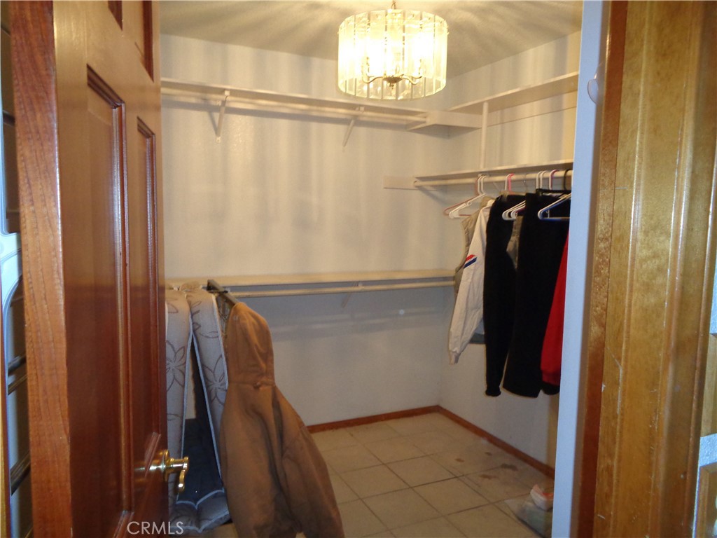 18130 Eucalyptus Street Hesperia, CA 92345 - Photo 20 of 35