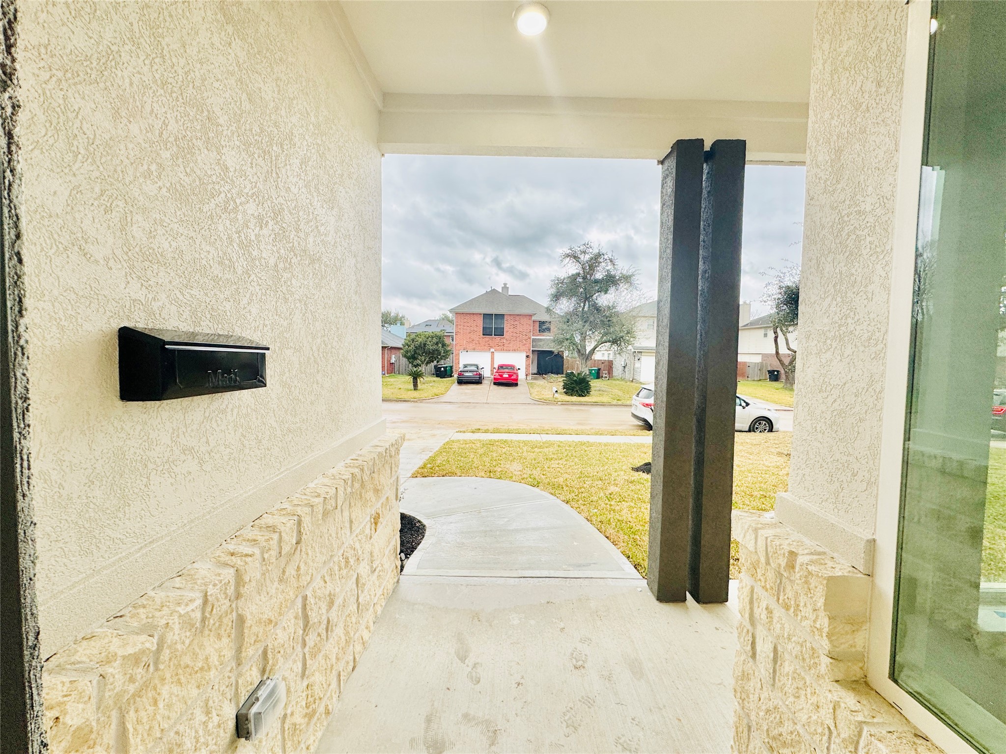 9362 Starfire Lane Houston, TX 77036 - Photo 4 of 22