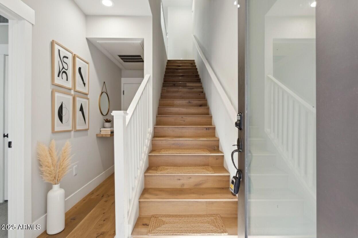 1400 East Bethany Home Road, Unit 22 Phoenix, AZ 85014 - Photo 3 of 46