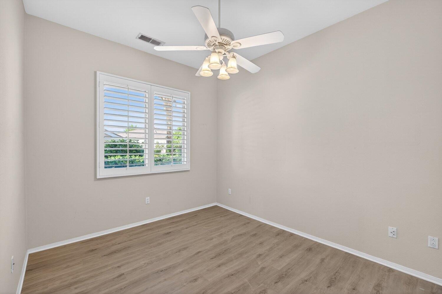 43784 Royal St George Drive Indio, CA 92201 - Photo 17 of 33 260312_43784_royal_saint_george_drive_in