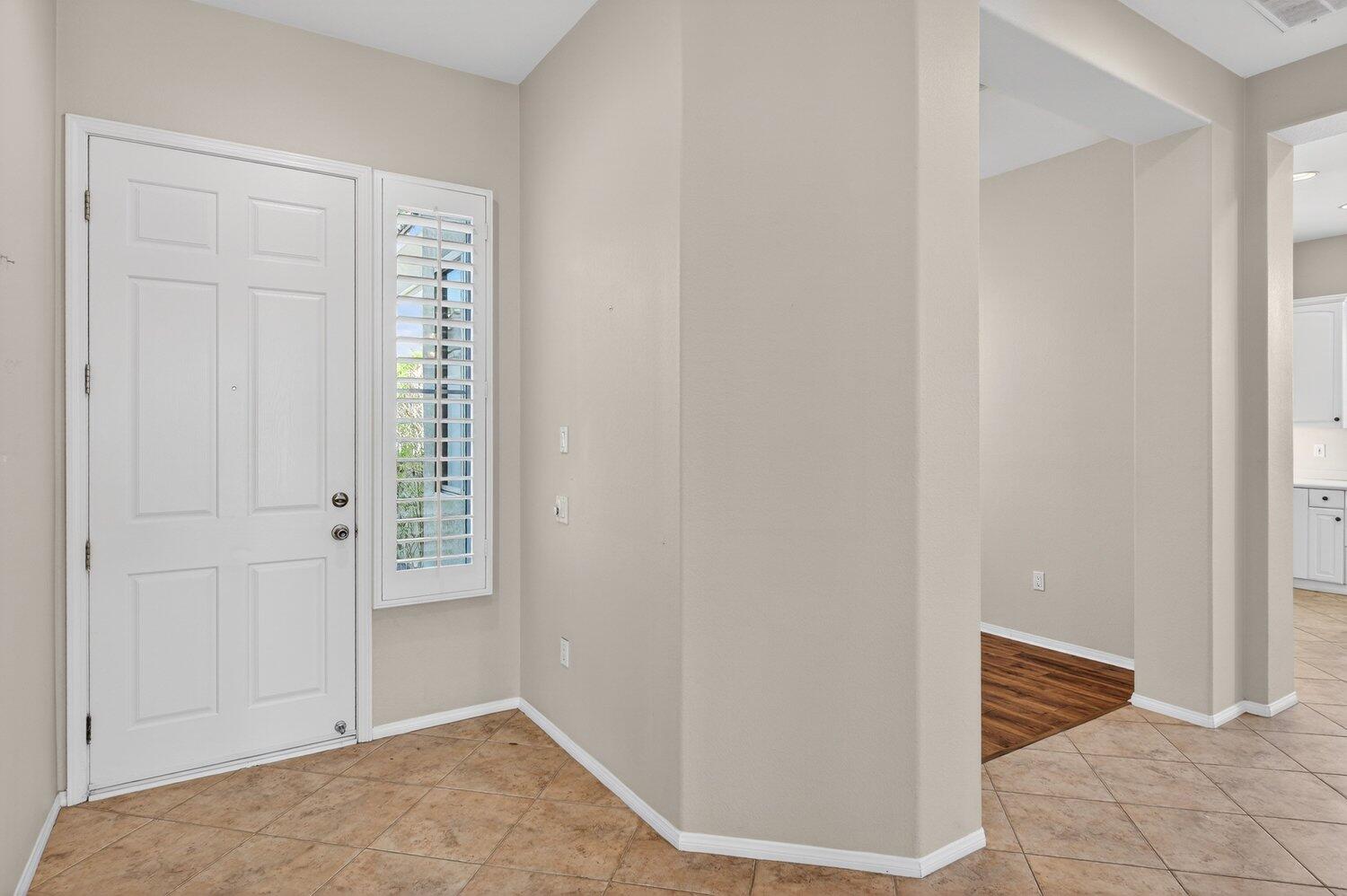 43784 Royal St George Drive Indio, CA 92201 - Photo 3 of 33 260312_43784_royal_saint_george_drive_in